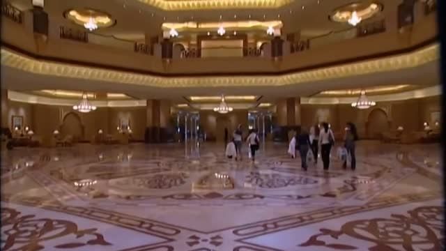 هتل کاخ امارات گران قیمت ترین و زیبا هتل جهان
