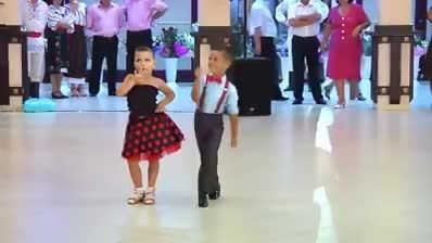 رقص عالی دختر و پسر