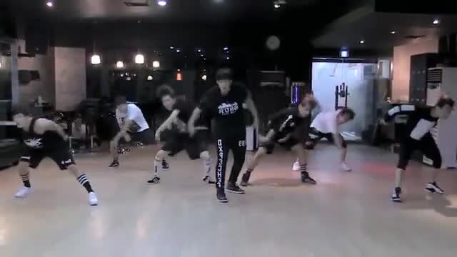 تمرین رقص آهنگ No از BTS