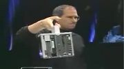 معرفی کامپیوتر G4 Cube توسط استیو جابز در 19 جولای 2000