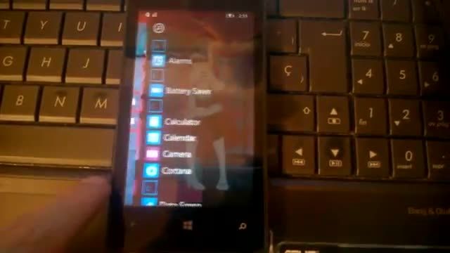 ویدیو اجرا ویندوز 10 بر روی لومیا 520 به روش حک کردن