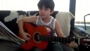 گیتارنوازی شایان 9 ساله