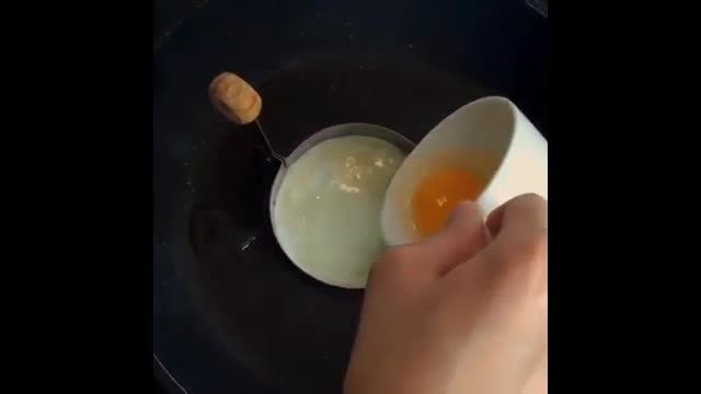 سوسیس تخم مرغ به شکل گل