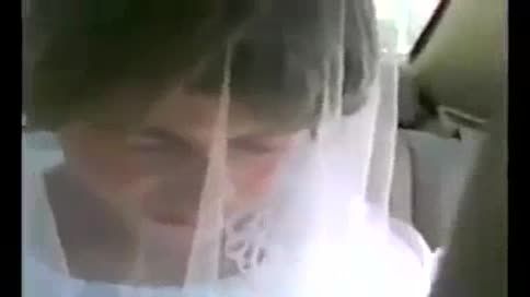 نفس های آخر داعش:دستگیری یک داعشی حین فرار بالباس عروس!