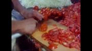 قطعه قطعه کردن گوجه فرنگی