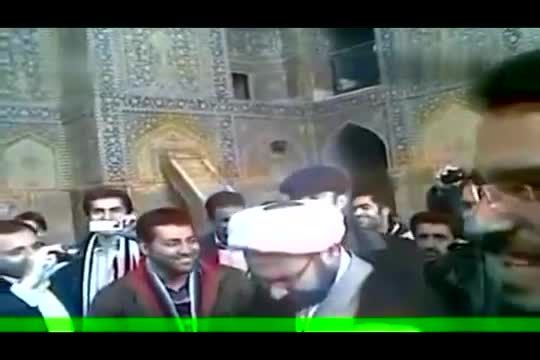 تقلید ربنای استاد شجریان زیر گنبد مسجد اصفهان