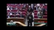 باران مشت و لگد در پارلمان اوکراین