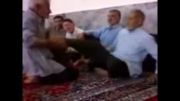 دعوا پیرمرد ها در مسجد