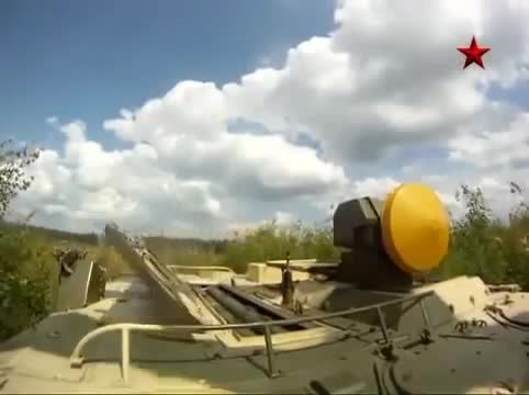 سامانه ضد تانک روسی کورنت با سرعت 1440 kmh