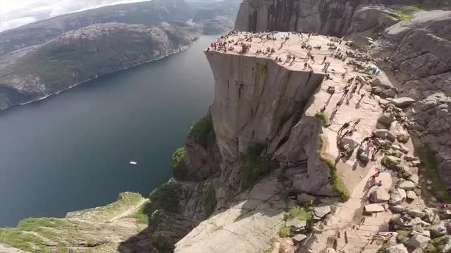 کارناوال | صخره راک نروژ