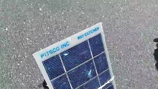 ماشین خورشیدی کوچک