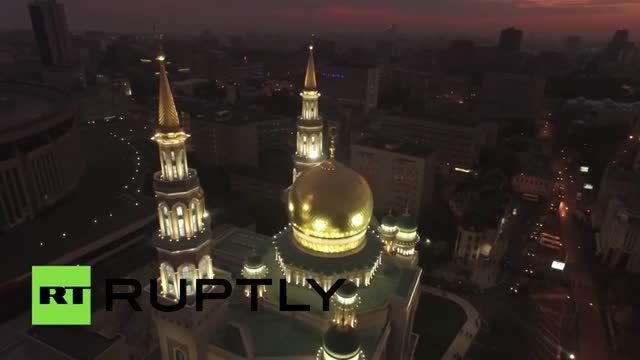 تصویر هوایی بسیار زیبا از مسجد جامع مسکو در شب 2015