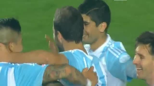 آرژانتین 6 - 1 پاراگوئه ( گل گونزالو هیگواین)
