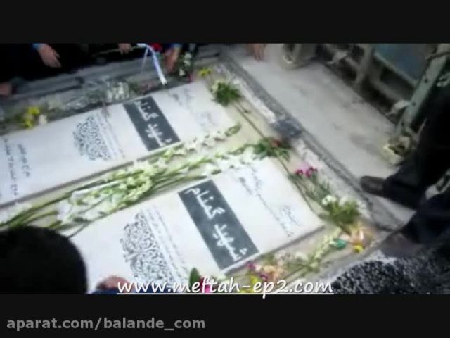برگزاری جلسه انس با قران در کنار ارامگاه شهیدان گمنام