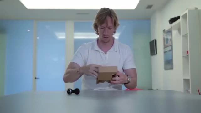 Shot  لنزی برای تبدیل آیفون به یک دوربین واقعیت مجازی
