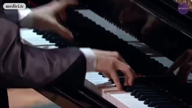 پیانو نوازی فوق العاده