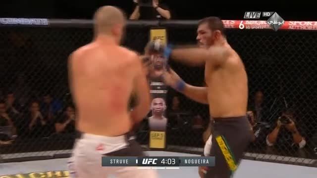 UFC 190 Struve vs Rodrigo Nogueira - Round 3
