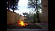 انفجار اسپری در آتش