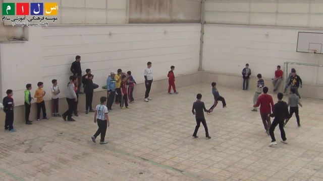 مسابقات فوتبال دانش آموزان سلام صادقیه