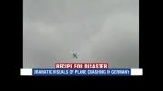 فیلم برداری از سقوط هواپیما رو سر عابران پیاده