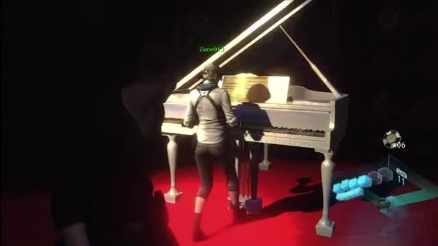 جیک مولر درحال پیانو زدن!!