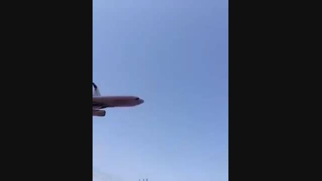 سقوط هواپیما مسافربری