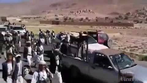 حرکت پیاده هزاران شیعه یمنی مسلح به سمت مرز عربستان