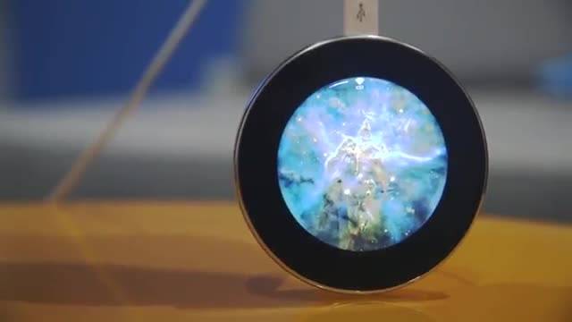 پرده برداری از ساعت جیبی هوشمند در نمایشگاه mwc 2015