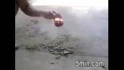 روشن کردن آتش با باطری و سیم آهنی