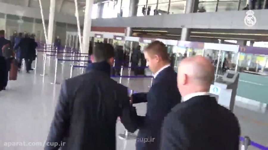 ذوق زدگی کارکنان فرودگاه کیف در هنگام ورود کریس رونالدو