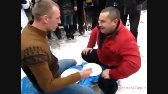 گپ زدن دو مرد روسی بسیار آخرآخرآخر آخرآخرخنده