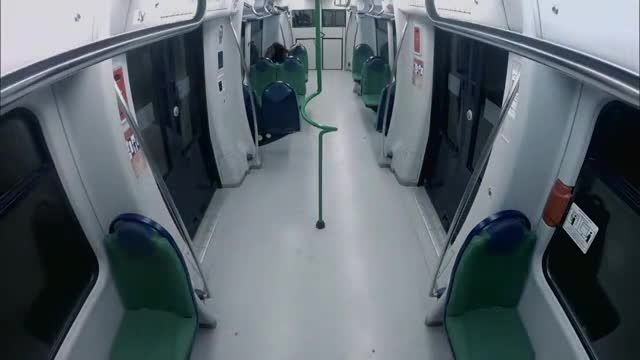 زامبی ها در مترو!