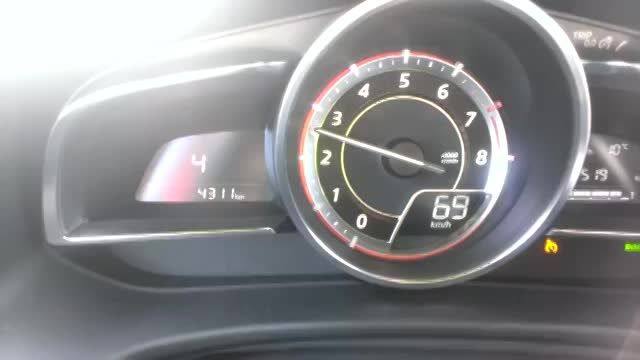 (Mazda3 SKY-G165 acceleration (55-165km/h on 4th
