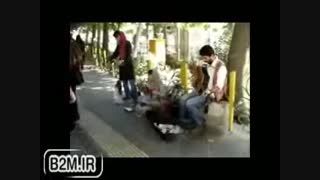 گدایی مدرن در تهران (ونک)