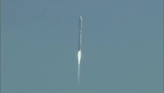 پرتاب فضاپیمای X-37B به مدار زمین برای مأموریت چهارم