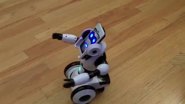 ربات سخنگو برای کودکان