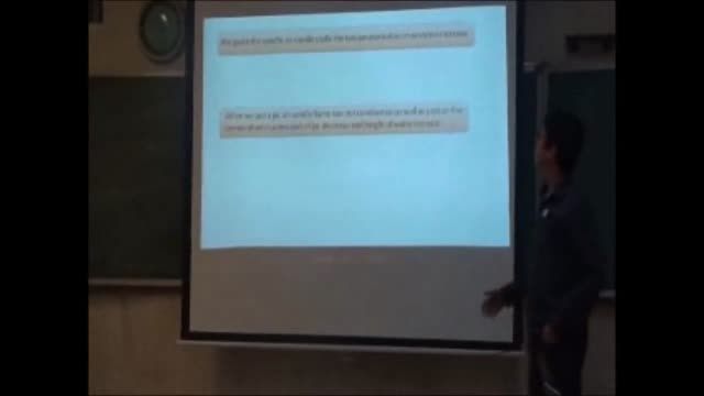 سخنرانی تیم ارائه دهنده در مسابقه کاپ فیزیک ایران