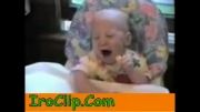 فیلم خیلی خنده دار از بچه در حال لیموترش خوردن
