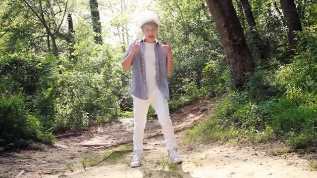 MattyB - Right On Time (ft Ricky Garcia