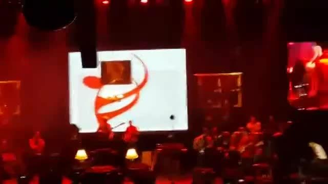 همخوانی محسن یگانه در کنسرت مرحوم مرتضی پاشایی
