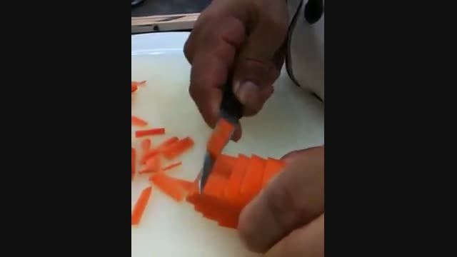 طرز ساخت گل از هویج