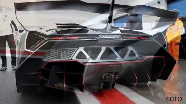 Lamborghini Veneno on track