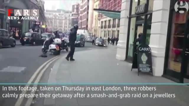 قمه کشی و سرقت در خیابانهای لندن!!!!!!!!!!!!!