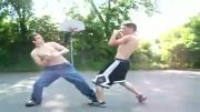 مبارزه وحشتناک 2 پسر در پارک !!