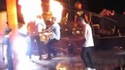 Zayn saves Harry on stage