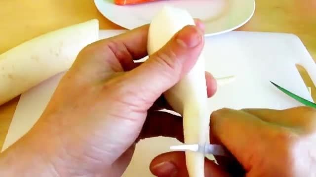 هنر میوه آرایی - ساخت قوی سفید با ترب