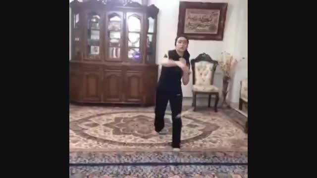 حرکات زیبای بانوی رزمی کار ایرانی با نانچیکو