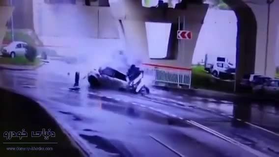 حادثه وحشتناک سقوط خودرو از روی پل