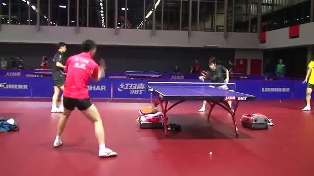 یک روز تمرین تیم ملی چین(2013)
