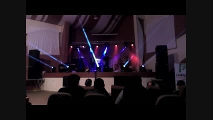 کنسرت رضا بیجاری در کرمان و اجرای موزیک مامن سبز